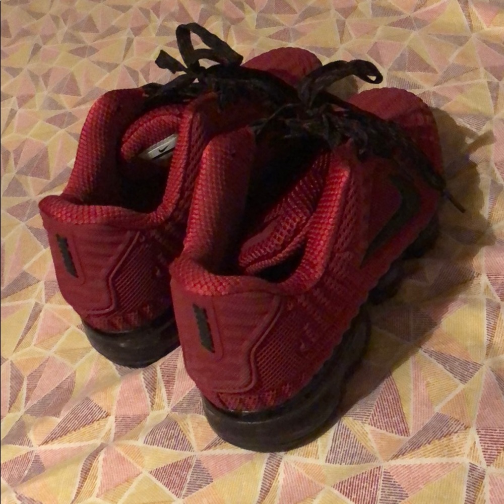Red Nike Vapormax